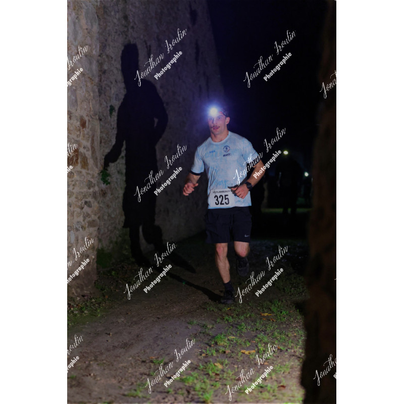 2025-11-15_21-18-29_JI_L6476_ps