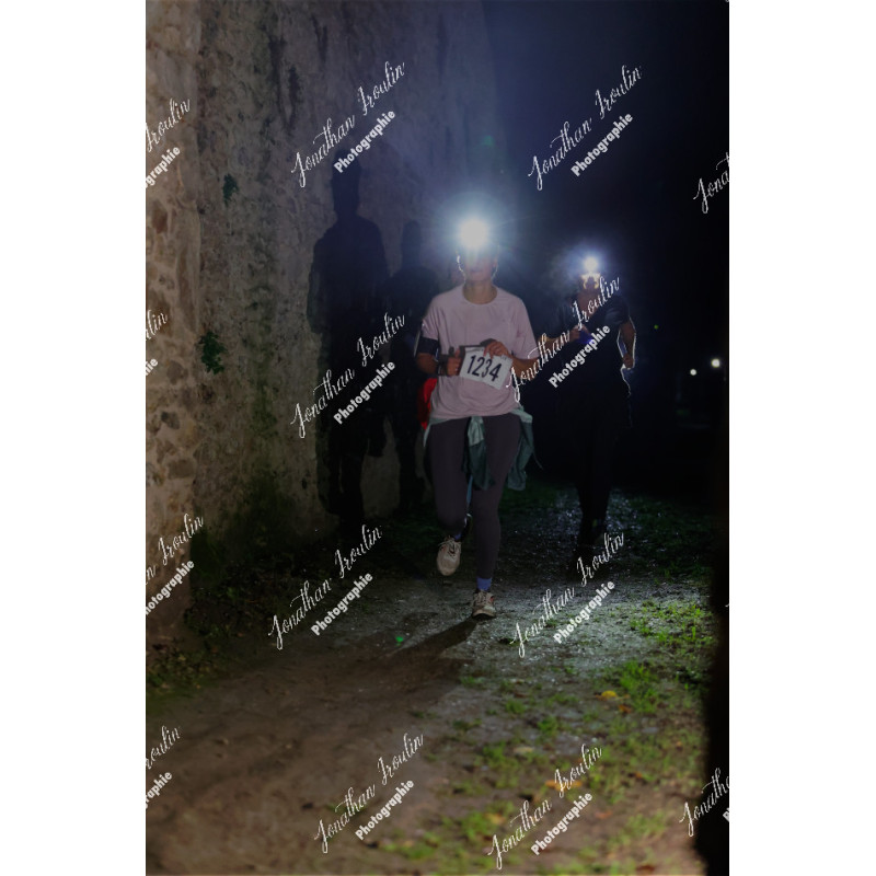 2025-11-15_21-32-26_JI_L7613_ps