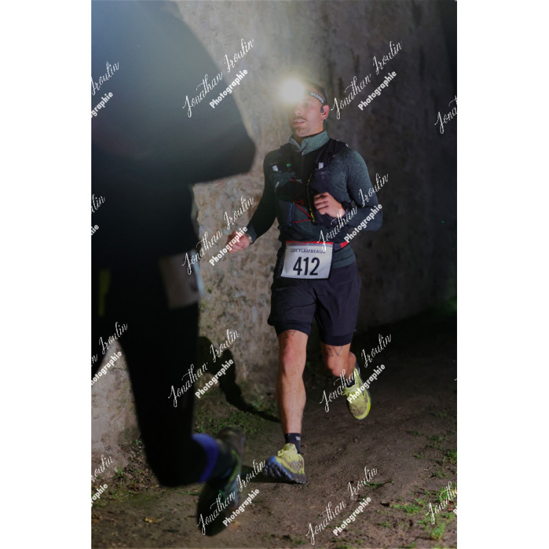 2025-11-15_21-33-12_JI_L7684_ps