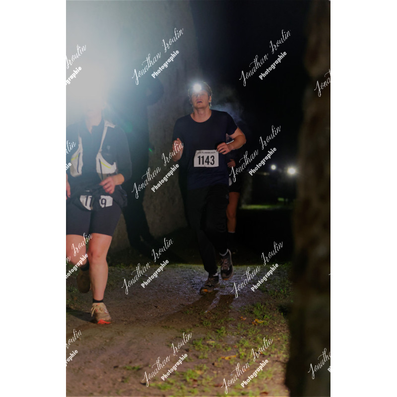 2025-11-15_21-34-24_JI_L7766_ps