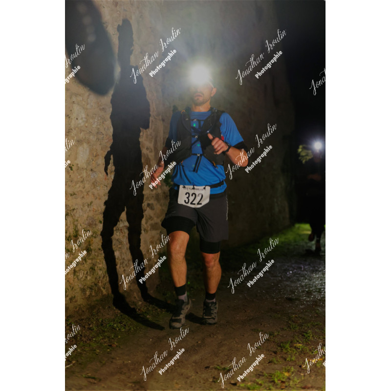 2025-11-15_21-35-11_JI_L7816_ps