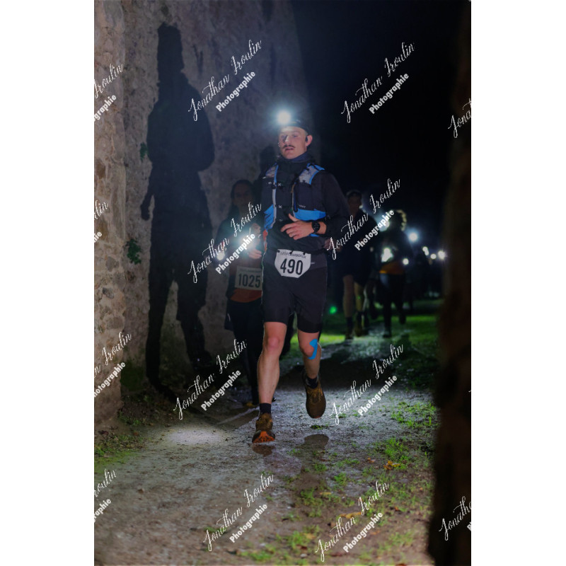 2025-11-15_21-35-16_JI_L7822_ps
