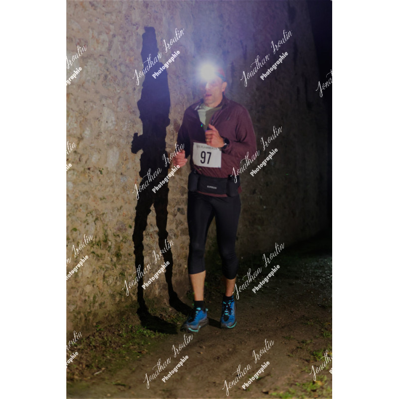 2025-11-15_21-36-59_JI_L7934_ps