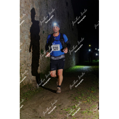 2025-11-15_21-37-27_JI_L7962_ps