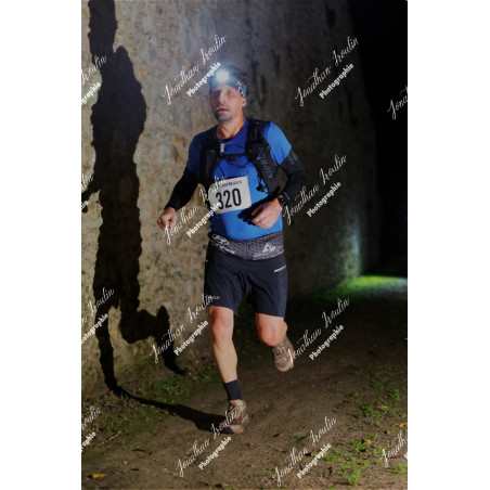 2025-11-15_21-37-28_JI_L7964_ps