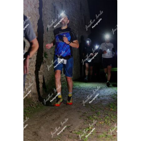 2025-11-15_21-37-38_JI_L7972_ps