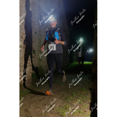 2025-11-15_21-37-54_JI_L7993_ps