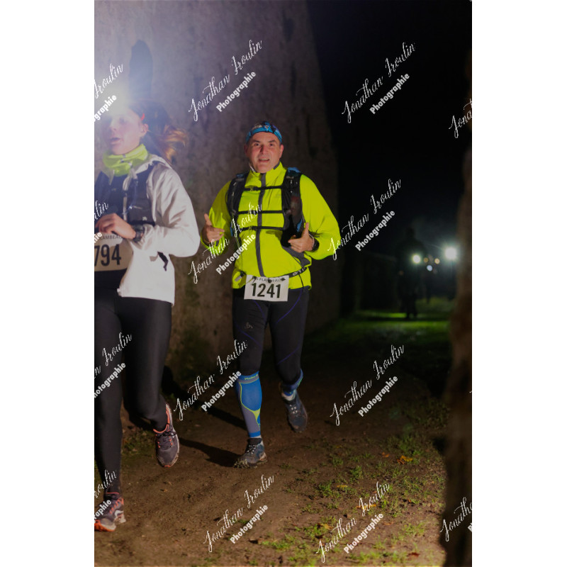 2025-11-15_21-38-37_JI_L8032_ps
