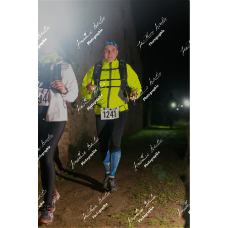 2025-11-15_21-38-37_JI_L8033_ps