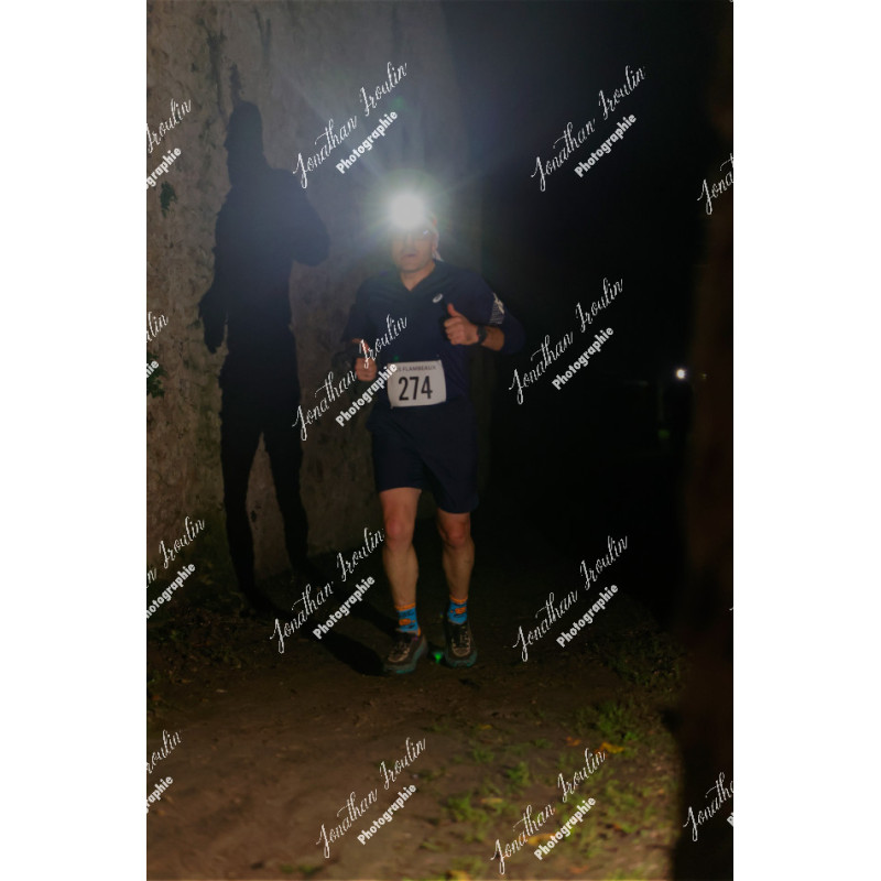 2025-11-15_21-39-25_JI_L8090_ps