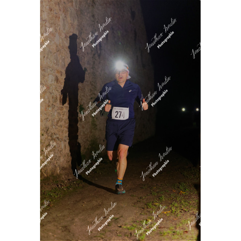 2025-11-15_21-39-25_JI_L8092_ps
