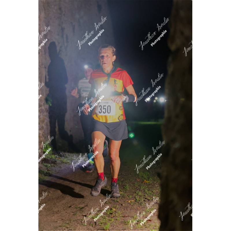 2025-11-15_21-40-05_JI_L8133_ps