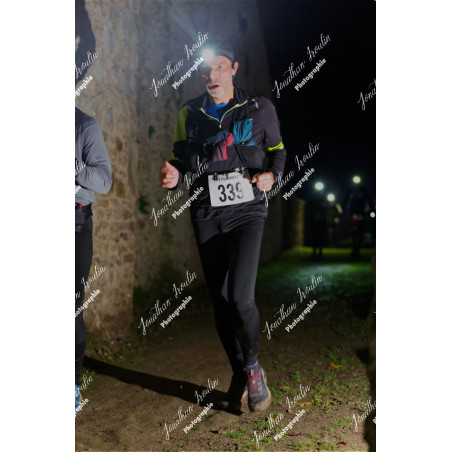 2025-11-15_21-41-17_JI_L8201_ps