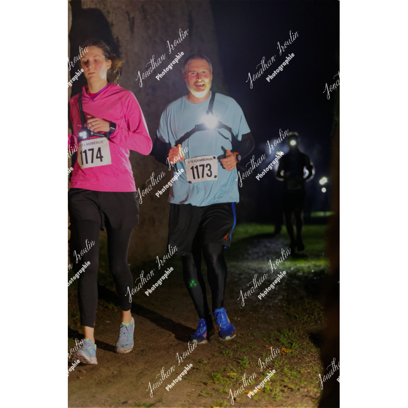 2025-11-15_21-41-32_JI_L8225_ps