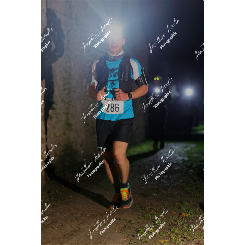 2025-11-15_21-41-35_JI_L8232_ps