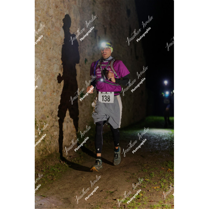 2025-11-15_21-41-44_JI_L8244_ps
