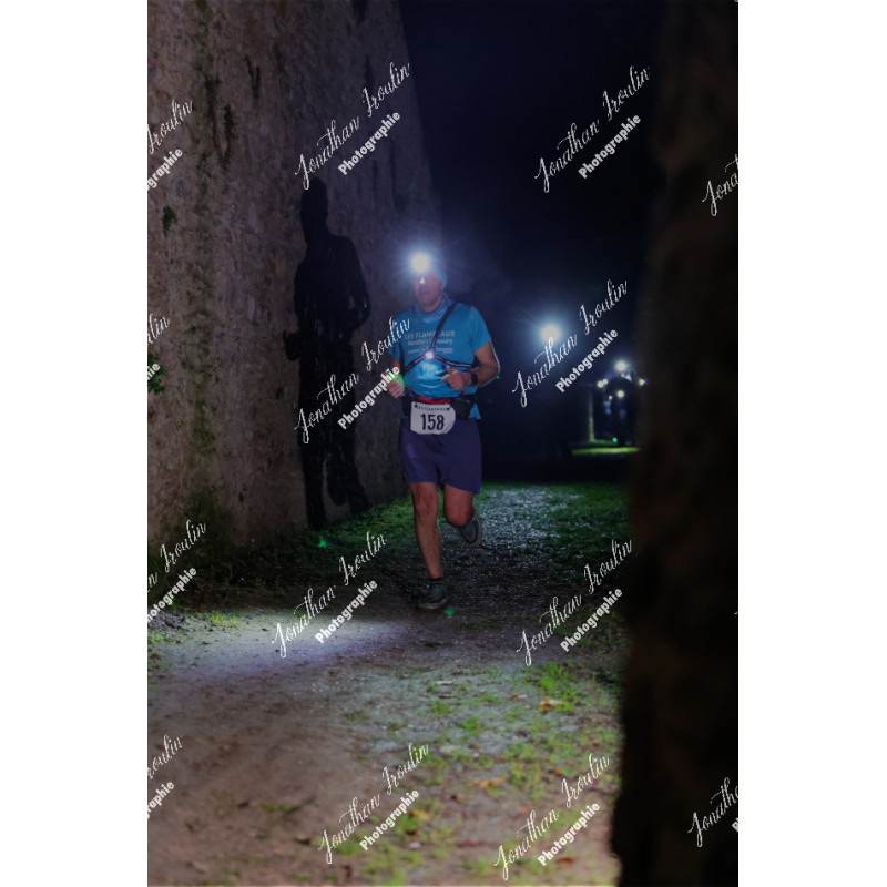 2025-11-15_21-41-46_JI_L8246_ps