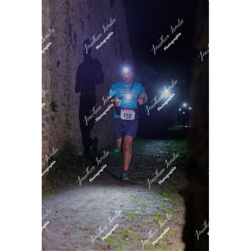 2025-11-15_21-41-46_JI_L8247_ps