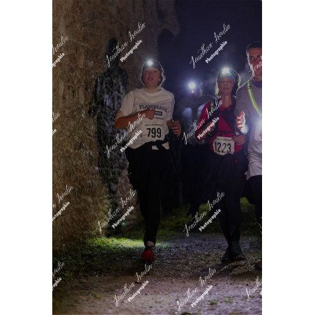 2025-11-15_21-42-06_JI_L8273_ps