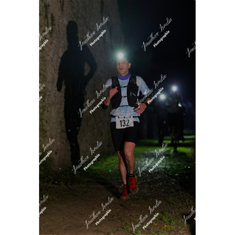 2025-11-15_21-42-19_JI_L8297_ps