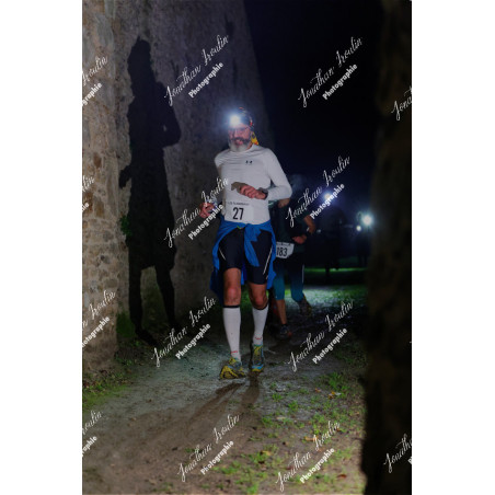 2025-11-15_21-42-23_JI_L8303_ps