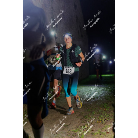 2025-11-15_21-42-25_JI_L8306_ps