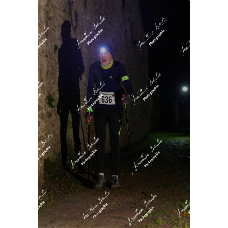 2025-11-15_21-42-53_JI_L8345_ps