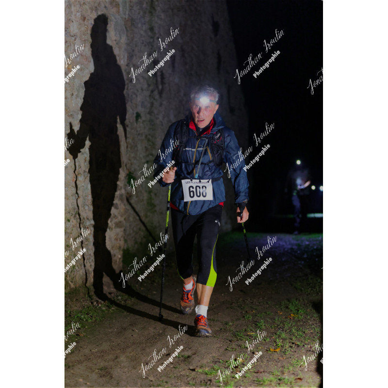 2025-11-15_21-43-25_JI_L8395_ps