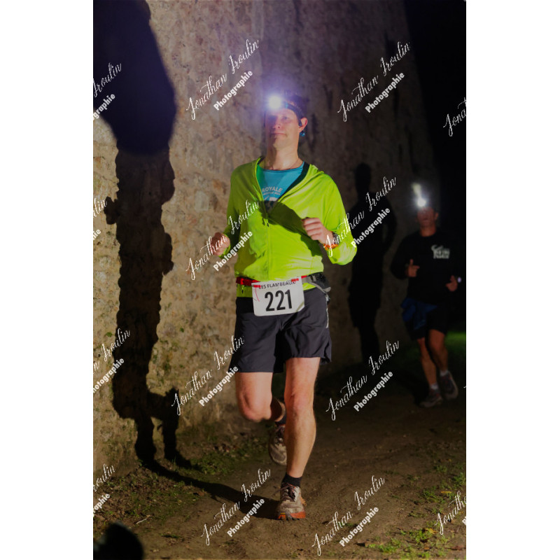 2025-11-15_21-44-05_JI_L8433_ps
