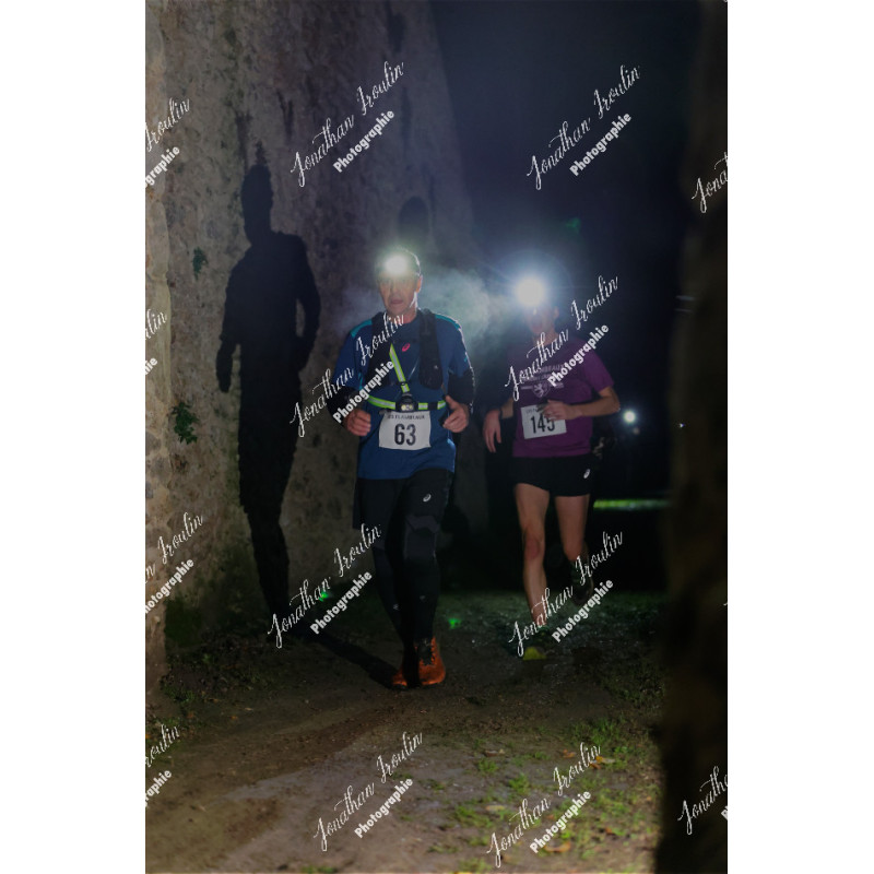 2025-11-15_21-45-09_JI_L8503_ps