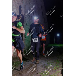 2025-11-15_21-45-53_JI_L8542_ps