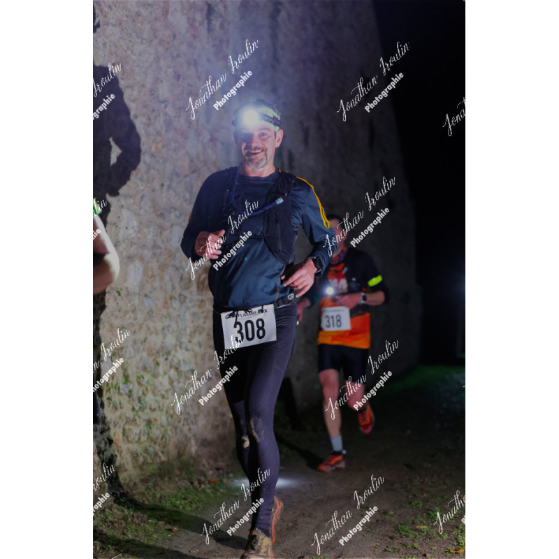 2025-11-15_21-45-53_JI_L8544_ps