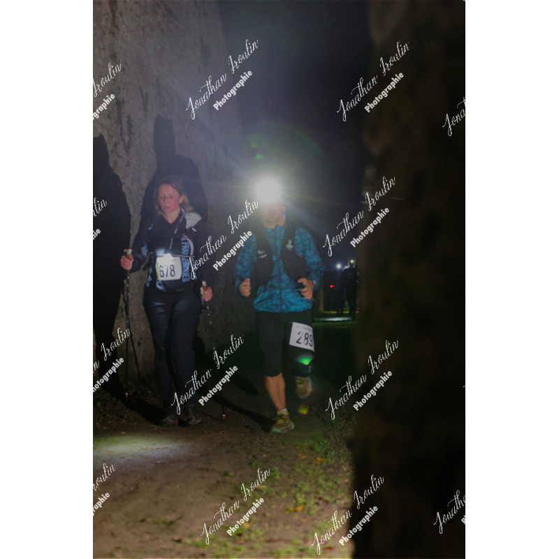 2025-11-15_21-46-20_JI_L8562_ps