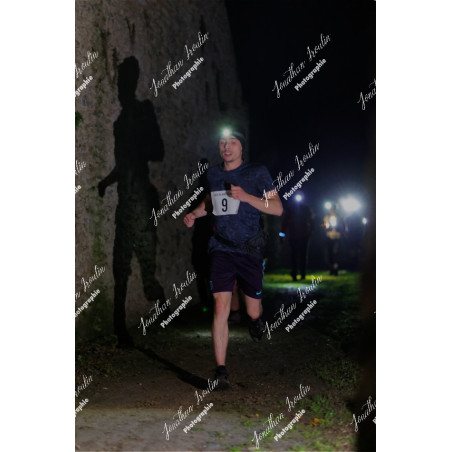 2025-11-15_21-46-26_JI_L8570_ps