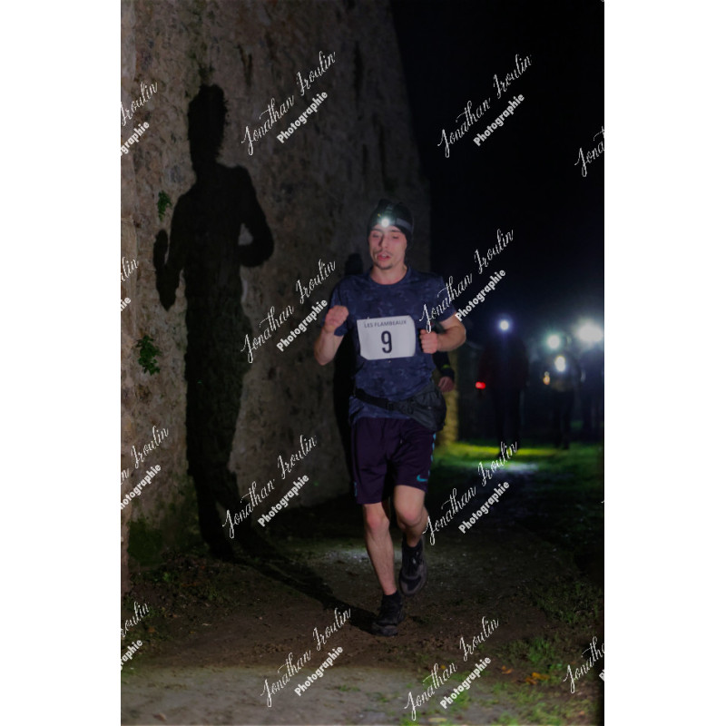 2025-11-15_21-46-27_JI_L8571_ps
