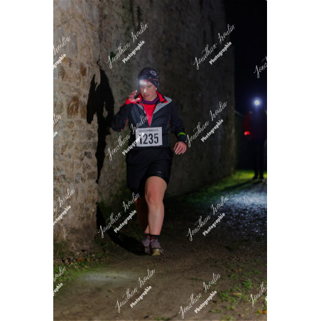 2025-11-15_21-46-29_JI_L8573_ps