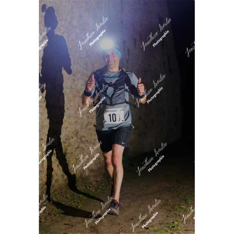 2025-11-15_21-46-57_JI_L8602_ps