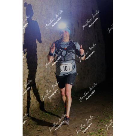 2025-11-15_21-46-57_JI_L8602_ps
