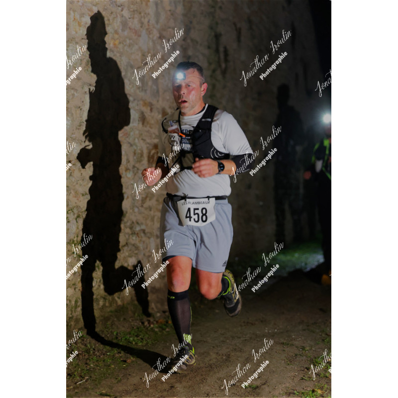 2025-11-15_21-47-31_JI_L8622_ps