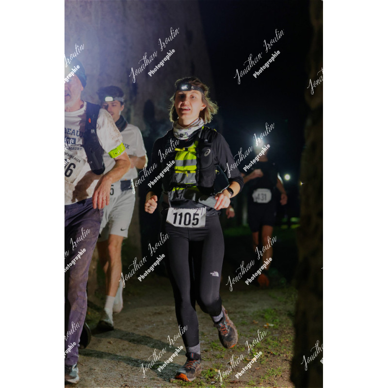 2025-11-15_21-47-36_JI_L8634_ps
