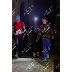 2025-11-15_21-47-53_JI_L8663_ps