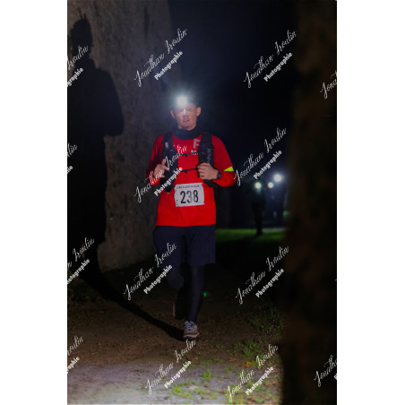2025-11-15_21-48-00_JI_L8672_ps