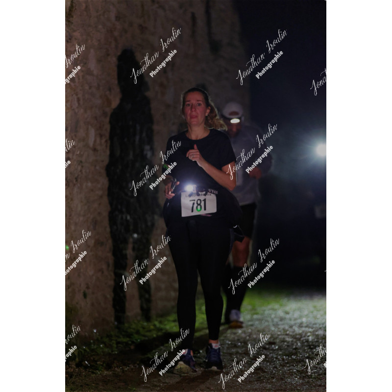 2025-11-15_21-48-17_JI_L8691_ps