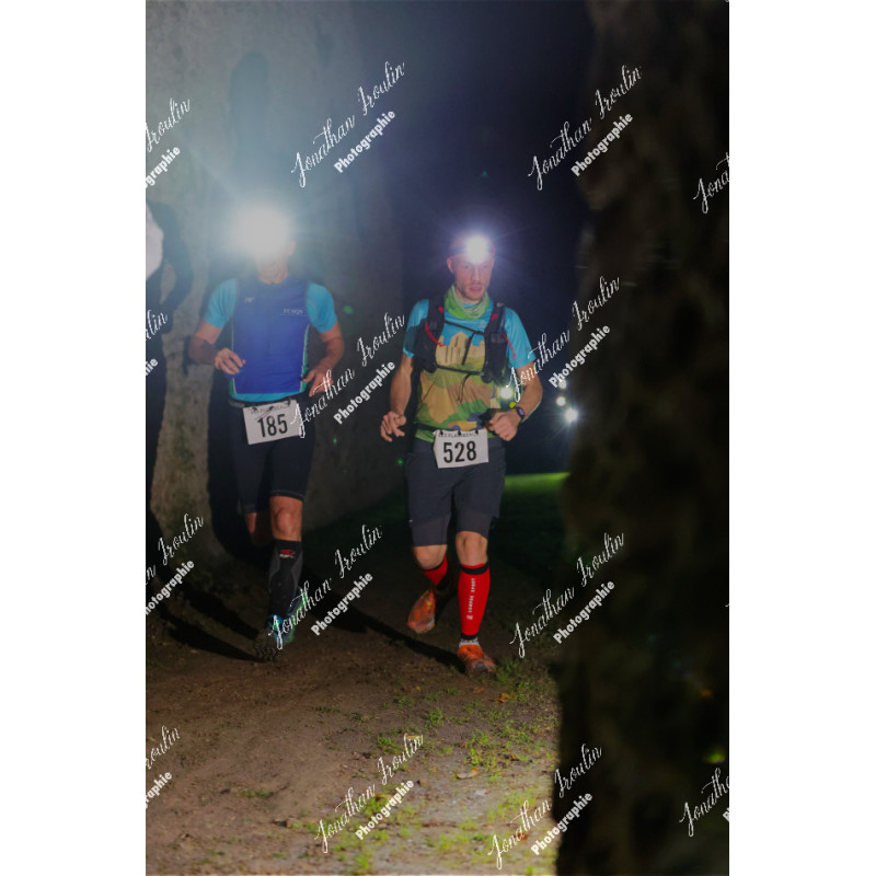 2025-11-15_21-48-22_JI_L8700_ps