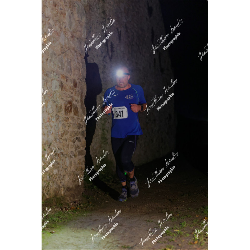 2025-11-15_21-48-40_JI_L8717_ps