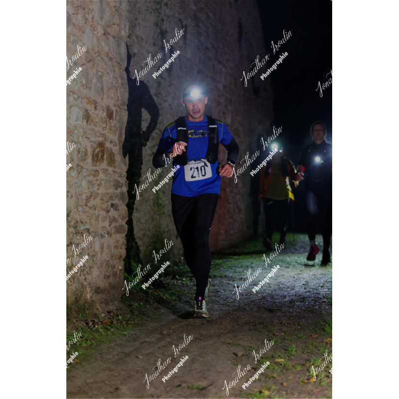 2025-11-15_21-49-08_JI_L8744_ps