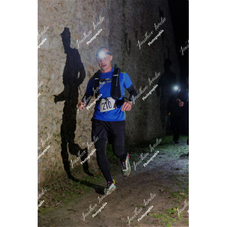 2025-11-15_21-49-09_JI_L8747_ps