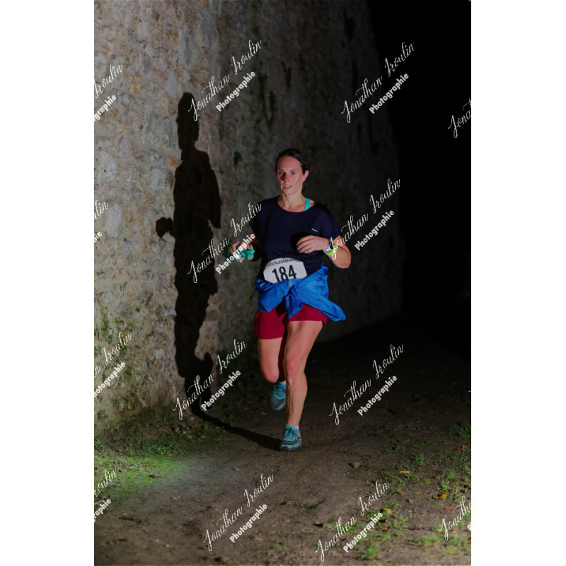 2025-11-15_21-49-31_JI_L8758_ps