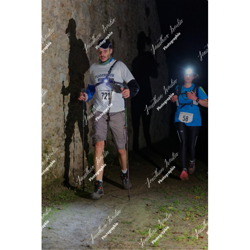 2025-11-15_21-49-54_JI_L8772_ps
