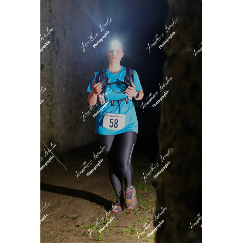 2025-11-15_21-49-55_JI_L8773_ps